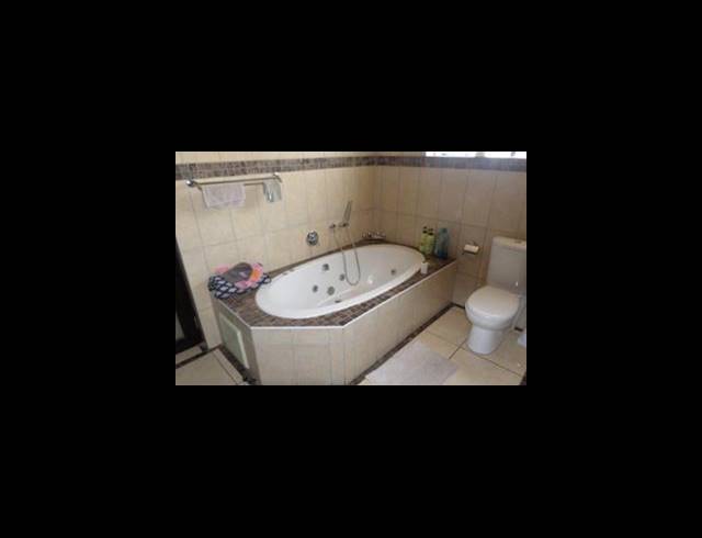 4 BEDROOM HOUSE FOR SALE IN LAMBTON